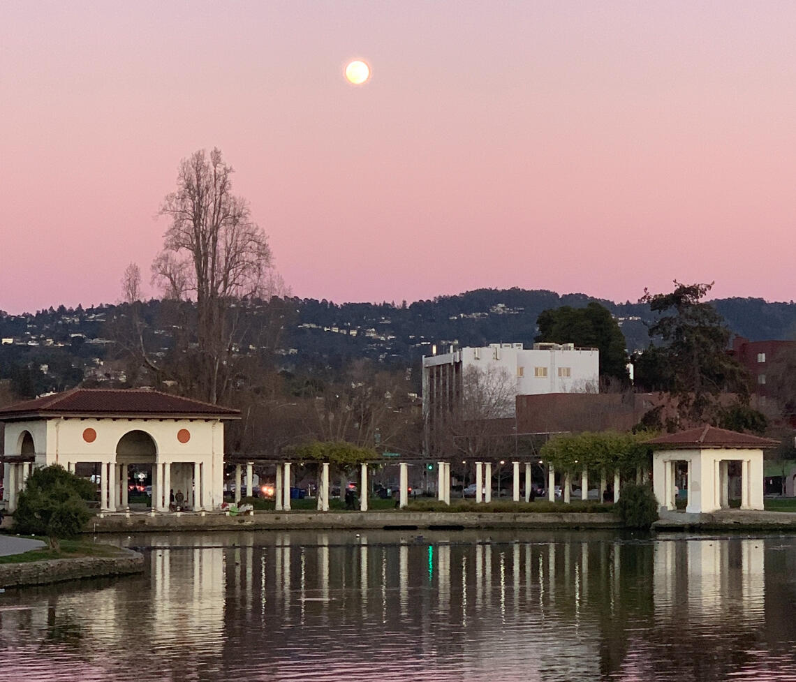 Sessions held in the heart of Oakland.